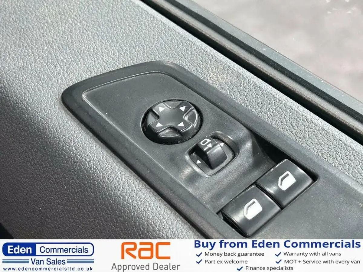 2022-vauxhall-vivaro-15td-2900-l2h1-sportive-big-16