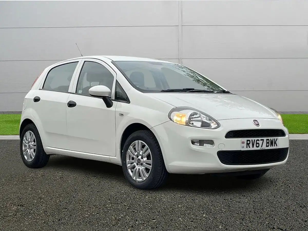 2017-fiat-punto-12-pop-big-0