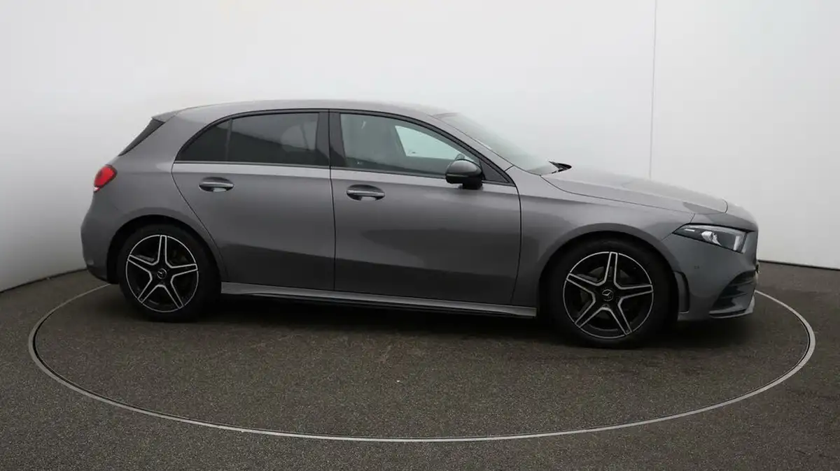 2022-mercedes-benz-a-class-13-a200-amg-line-executive-edition-hatchback-5d-7g-dct-big-46