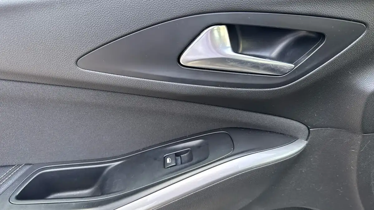 2018-vauxhall-grandland-x-16cdti-se-122ps-auto-big-40