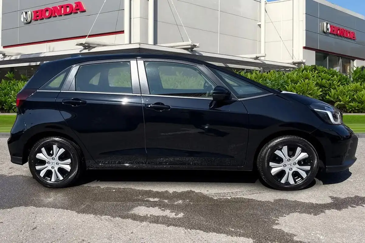 2025-honda-jazz-15-i-mmd-elegance-big-5