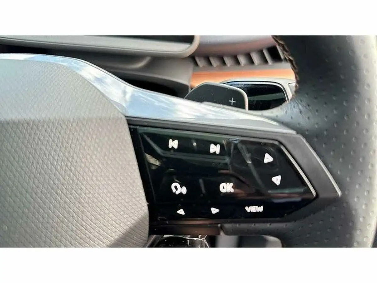 2024-cupra-tavascan-e-v2-big-12