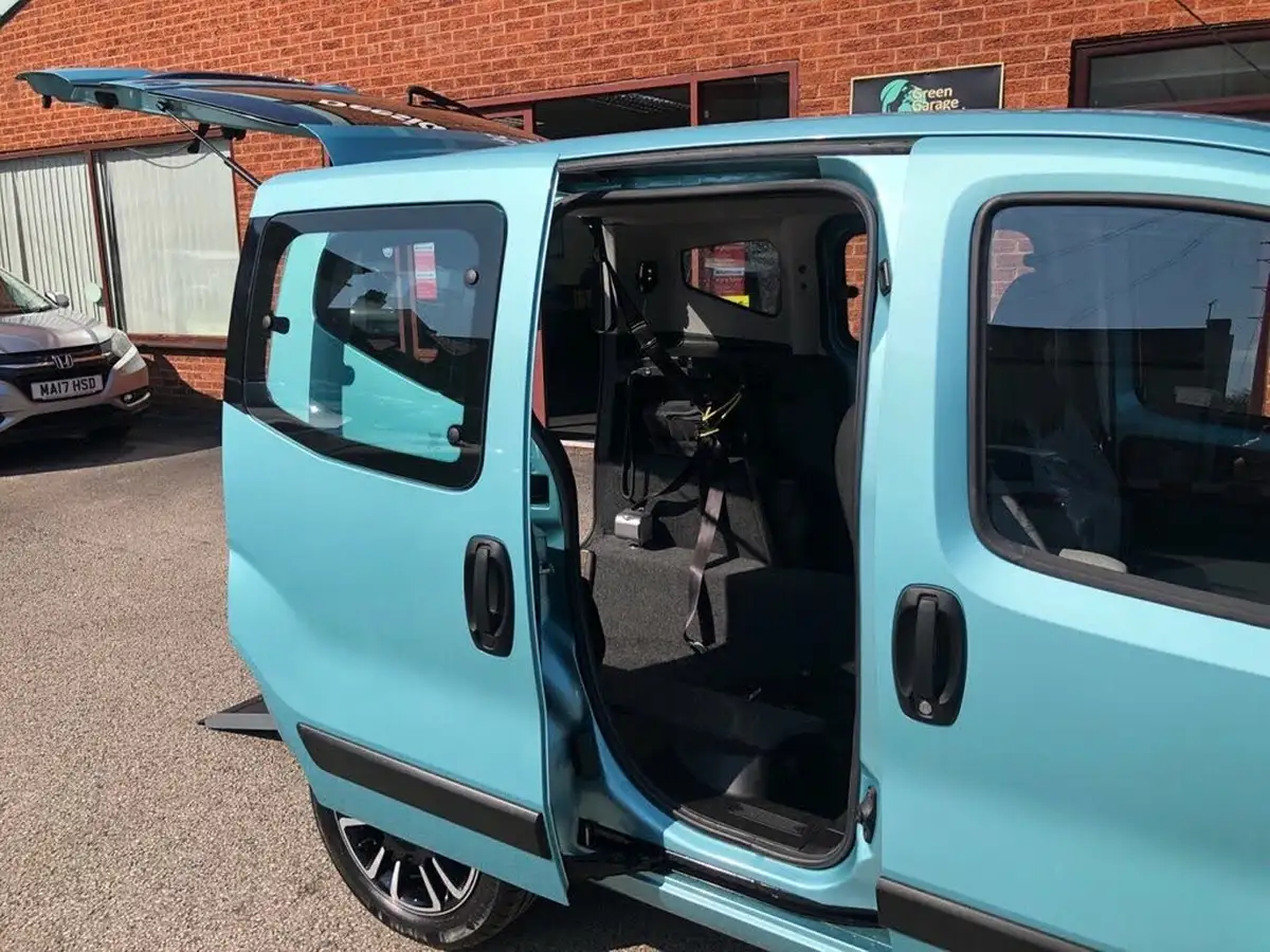 2018-fiat-qubo-13multijet-lounge-ss-dualogic-big-27