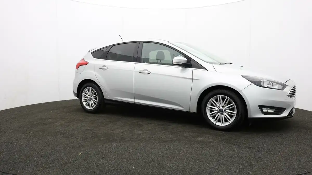 2018-ford-focus-10t-zetec-edition-125ps-hatchback-auto-big-35