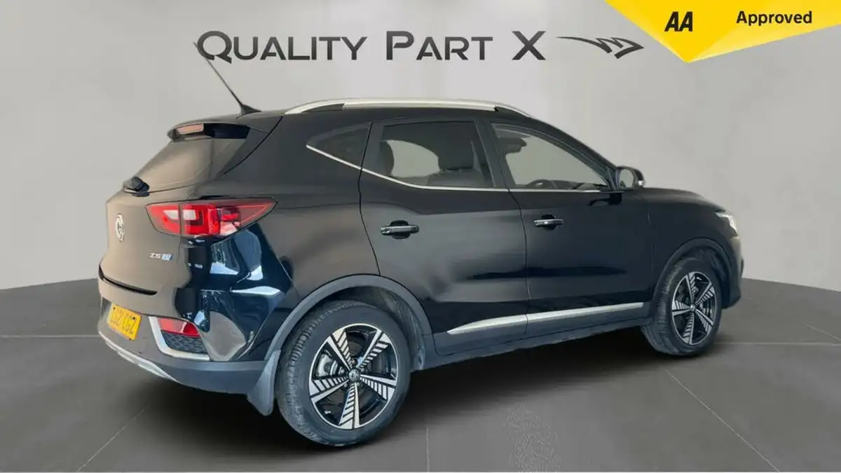 2021-mg-zs-suv-e-exclusive-ev-big-2