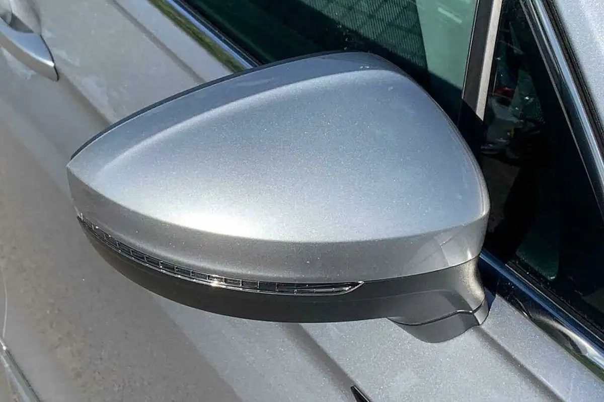 2022-volkswagen-tiguan-allspace-15-tsi-r-line-big-19