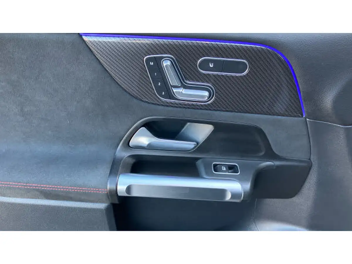 2021-mercedes-benz-glb-class-13-glb200-amg-line-premium-plus-7-8g-tronic-big-25