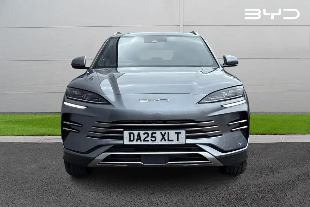 2025-byd-seal-15-design-big-4