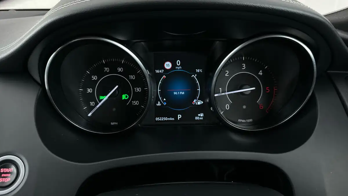 2019-jaguar-e-pace-20-i4d-r-dynamic-s-180ps-awd-auto-big-12