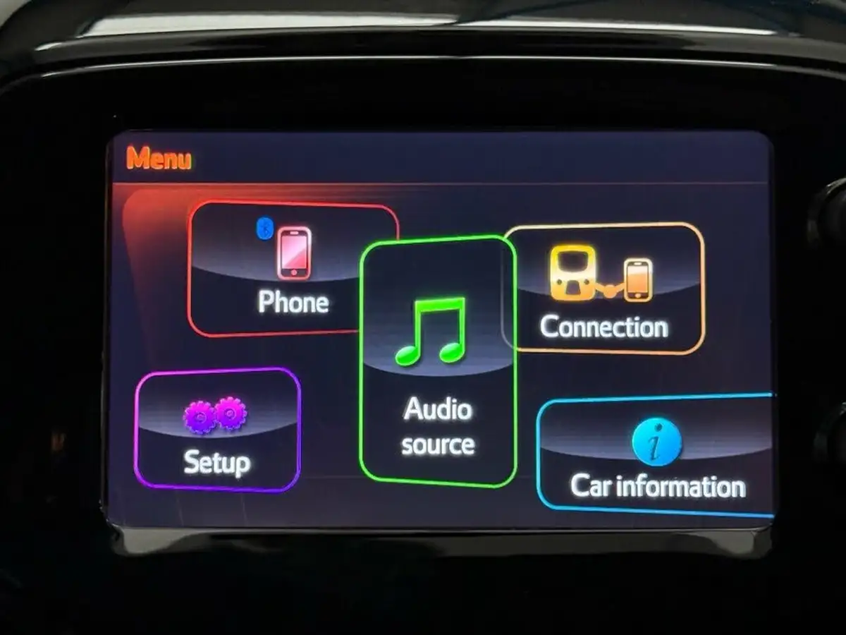 2016-toyota-aygo-10-vvt-i-x-cite-3-bi-tone-yellow-3d-big-24