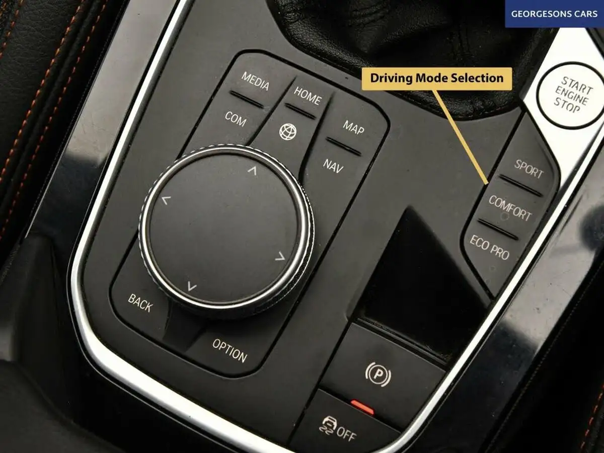 2022-bmw-1-series-15td-116d-sport-big-32