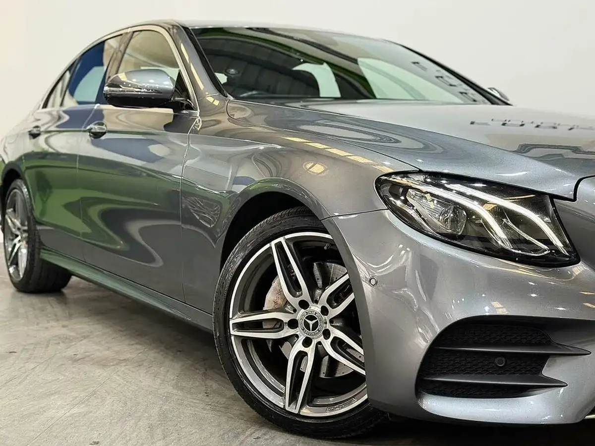 2017-mercedes-benz-e-class-20d-e220d-amg-line-ss-saloon-4d-big-8