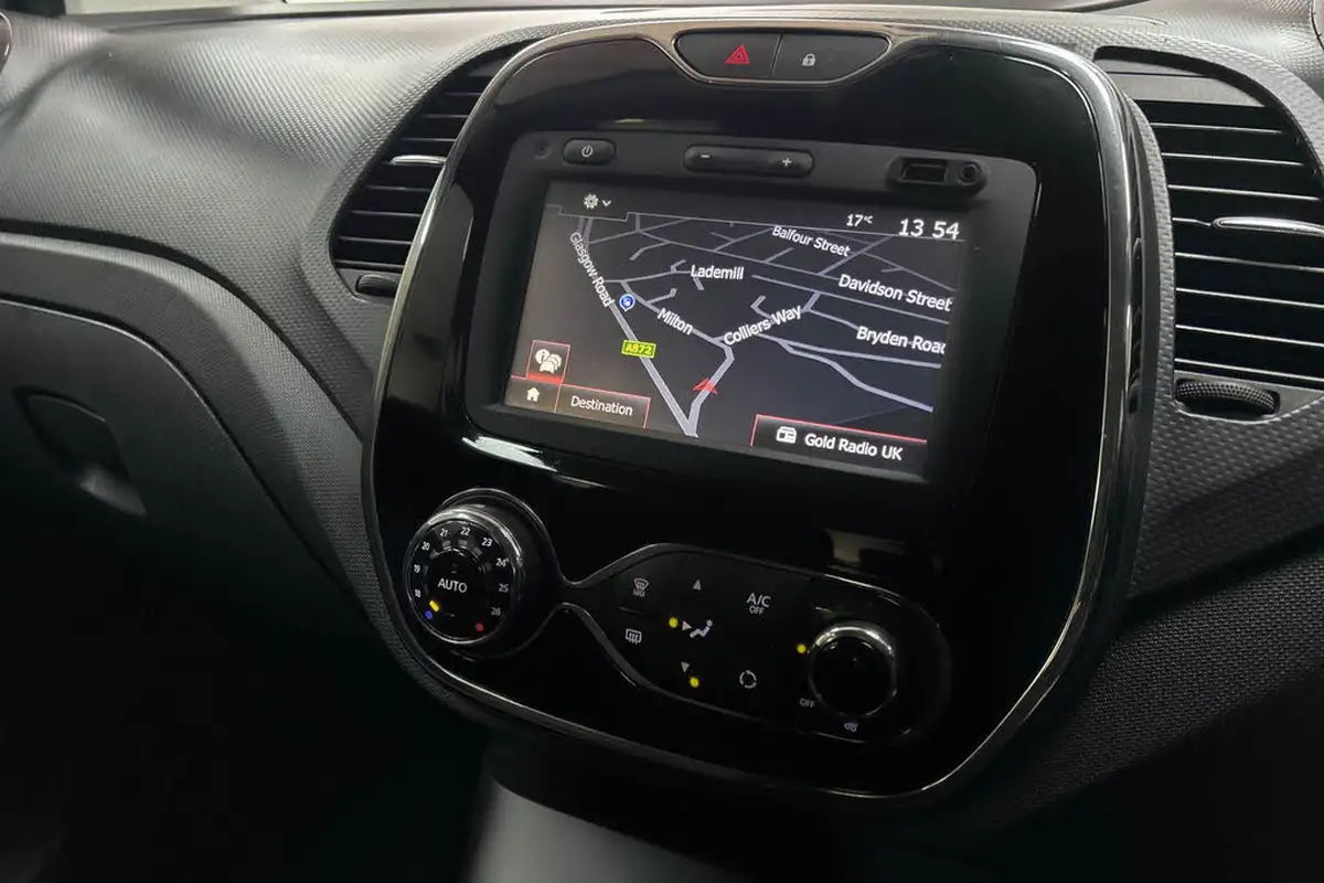 2016-renault-captur-15dci-dynamique-nav-90bhp-energy-ss-big-19