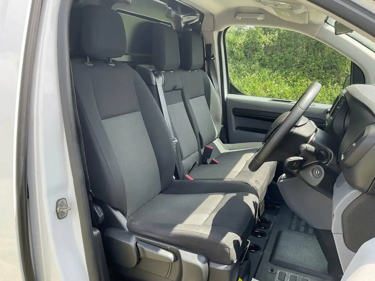 2021-peugeot-expert-20-bluehdi-professional-standard-1400-eu6d-panel-big-14