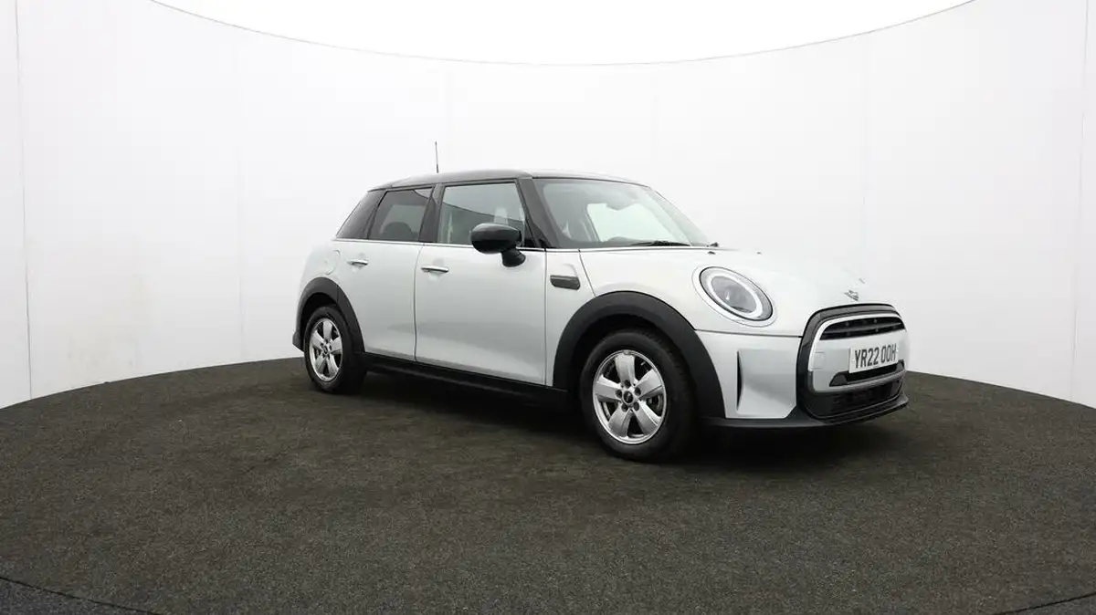 2022-mini-cooper-15-cooper-classic-hatchback-5d-auto-big-47