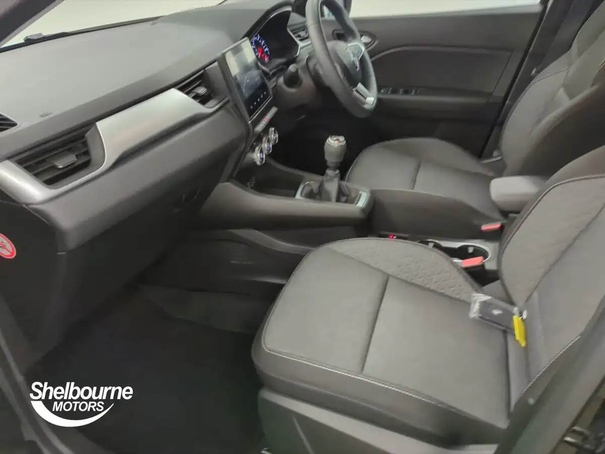 2022-renault-captur-10-tce-iconic-edition-big-9