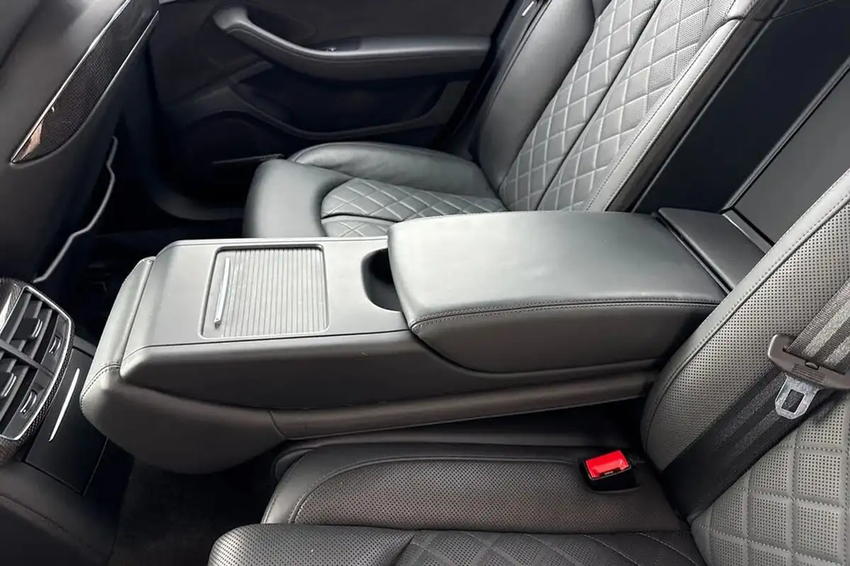 2016-audi-s8-40-tfsi-quattro-520ps-big-28