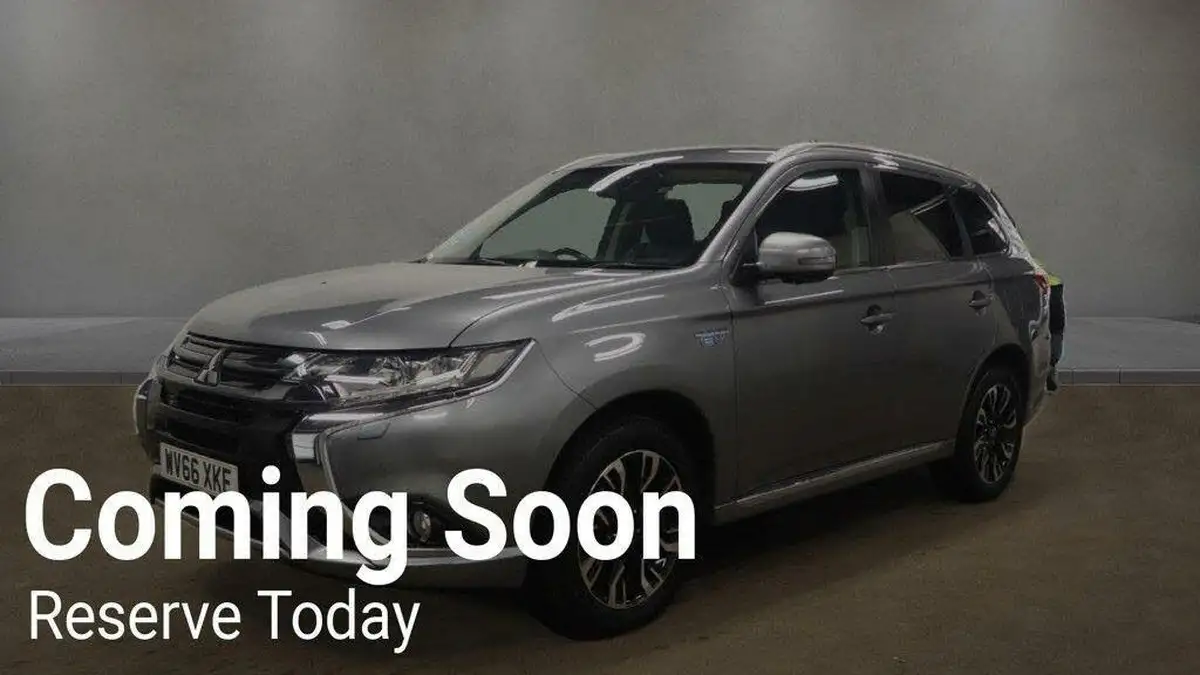 2016-mitsubishi-outlander-20-gx4h-phev-big-12