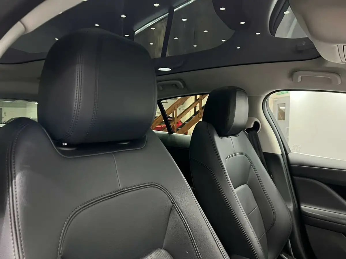 2020-jaguar-i-pace-ev400-s-big-25