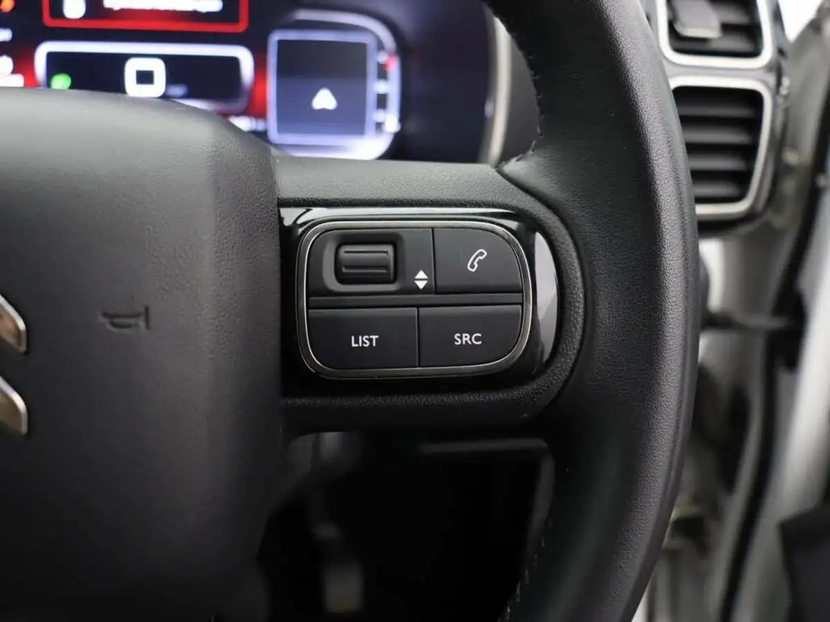 2020-citroen-c5-aircross-15bluehdi-flair-big-33