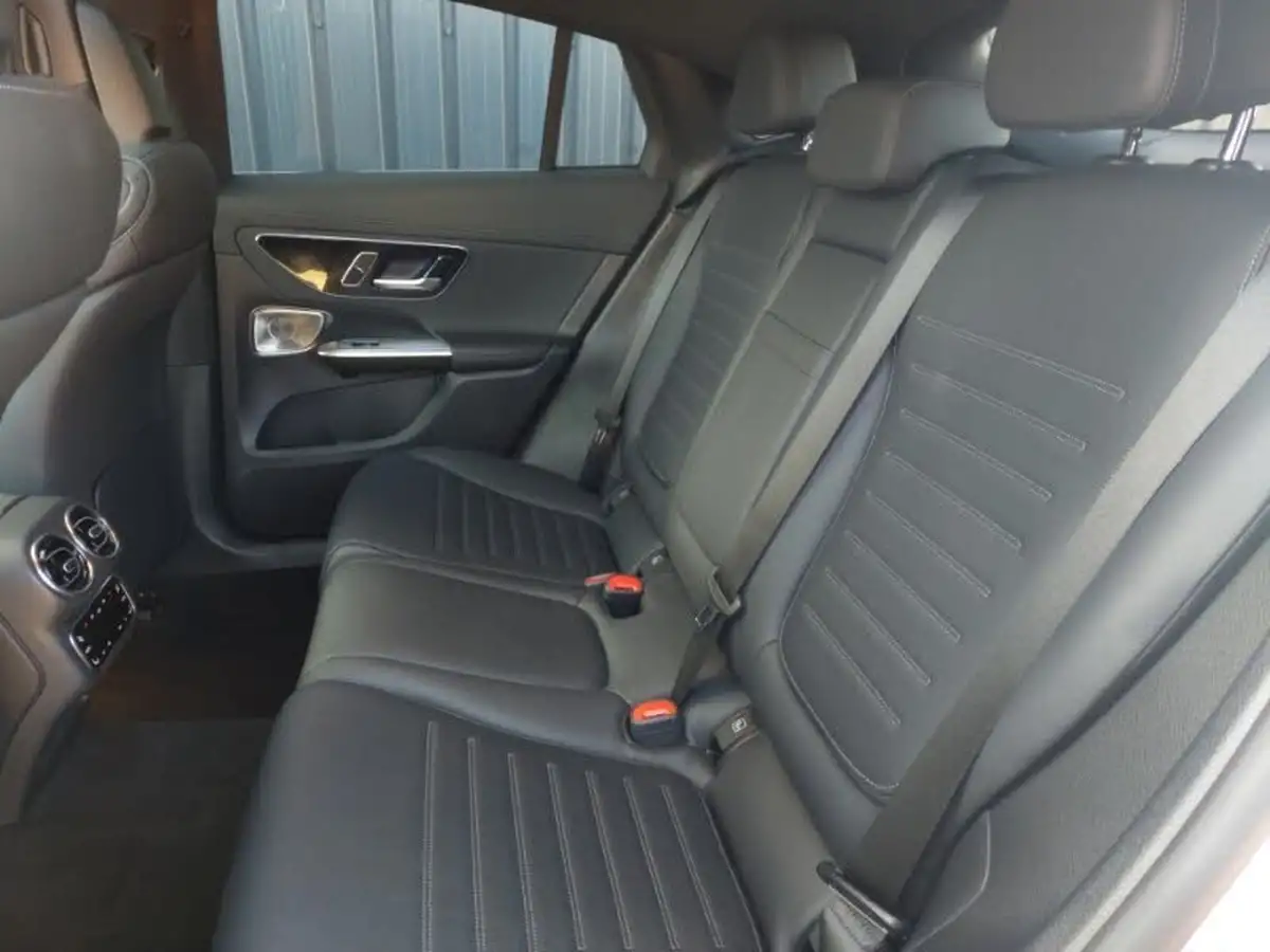 2023-mercedes-benz-glc-class-20d-glc300d-amg-line-premium-plus-269ps-coupe-5d-1993cc-big-5