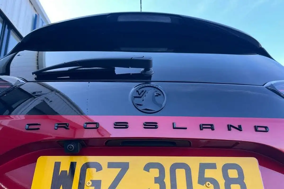 2022-vauxhall-crossland-12-ultimate-130ps-big-35