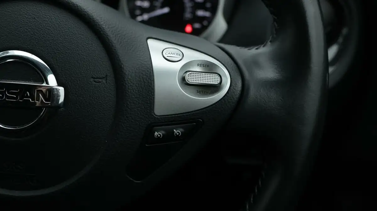 2019-nissan-juke-16-tekna-112ps-ss-big-24