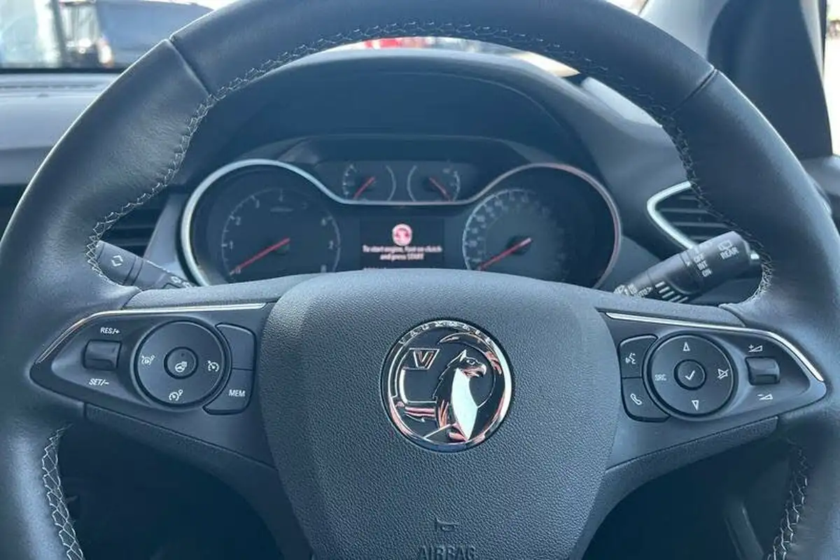 2022-vauxhall-crossland-12-ultimate-130ps-big-11