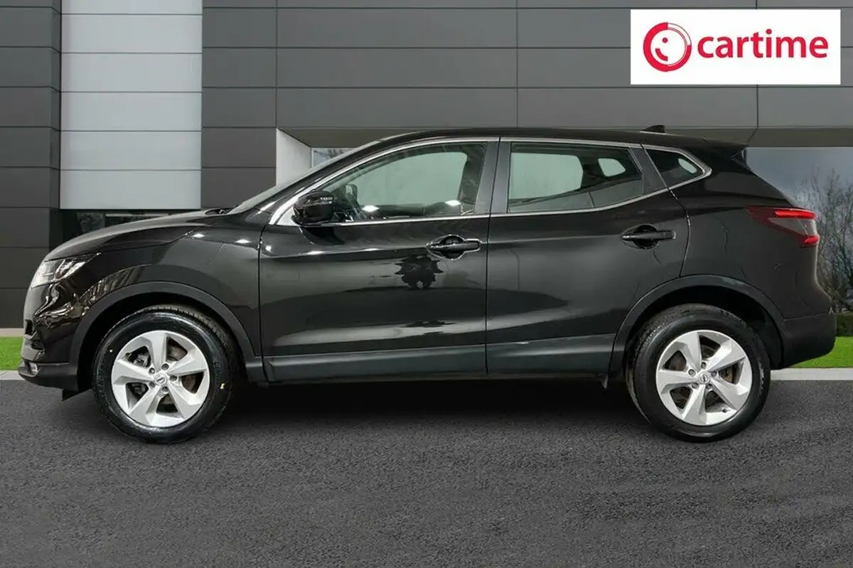 2020-nissan-qashqai-13-dig-t-acenta-premium-140ps-big-2