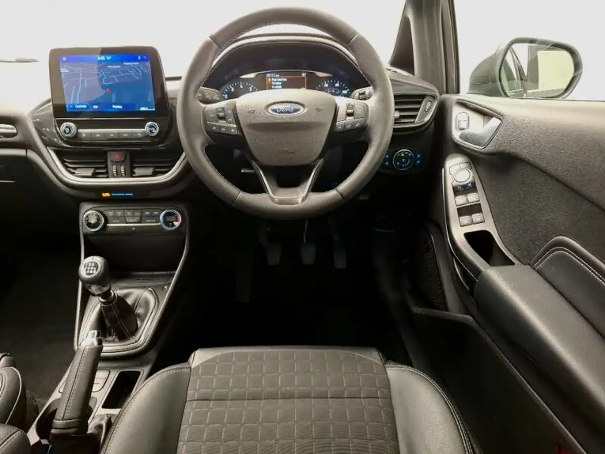 2020-ford-fiesta-big-6