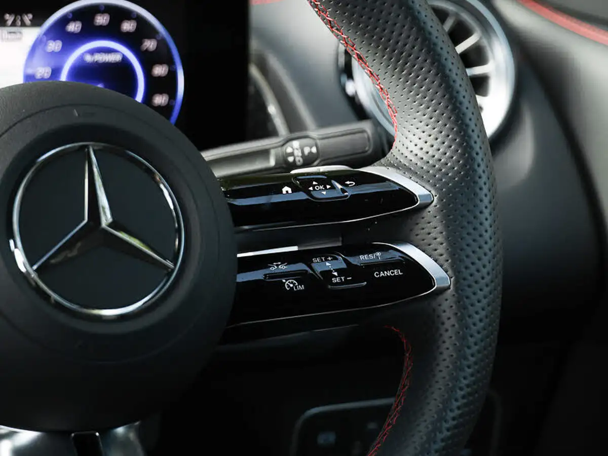 2024-mercedes-benz-eqb-e-eqb-350-amg-line-executive-big-9