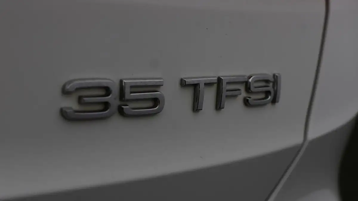2022-audi-q3-15-35-tfsi-black-edition-codcomfort-sound-pack-station-wagon-big-21