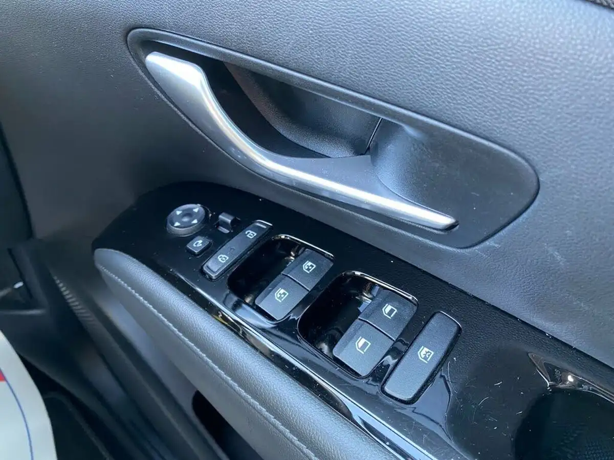 2022-hyundai-tucson-16-t-gdi-se-connect-150ps-big-35