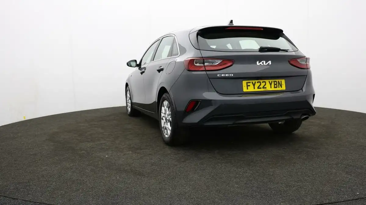 2021-kia-ceed-10-t-gdi-2-hatchback-big-71