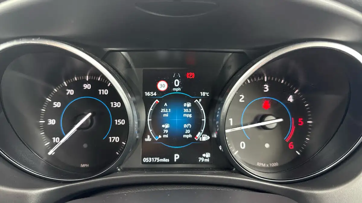 2019-jaguar-xe-20d-r-sport-180ps-auto-big-12