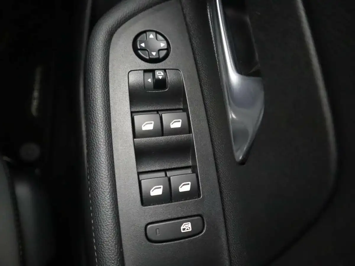 2022-vauxhall-mokka-12-sri-premium-100ps-big-29