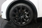 2022-tesla-model-y-e-long-range-small-32