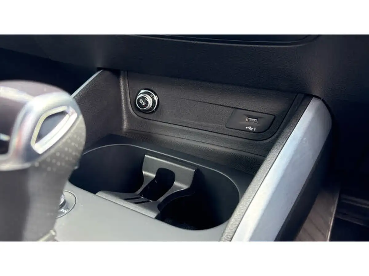2022-audi-q2-15-35-tfsi-s-line-tronic-big-46