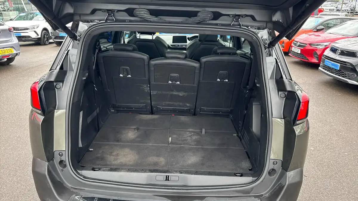 2019-peugeot-5008-suv-15-bluehdi-gt-line-eat8-big-18