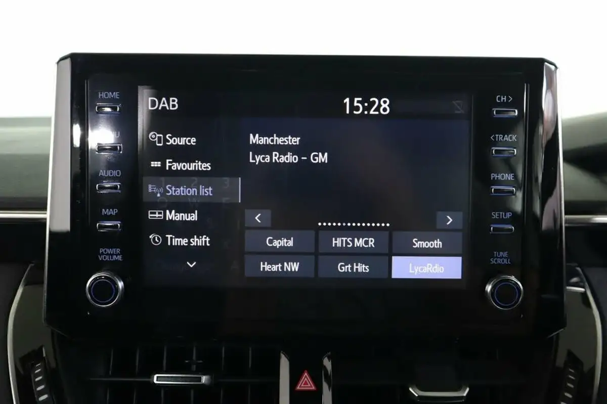 2021-toyota-corolla-18-vvt-i-icon-tech-spare-wheel-touring-sports-5d-big-37
