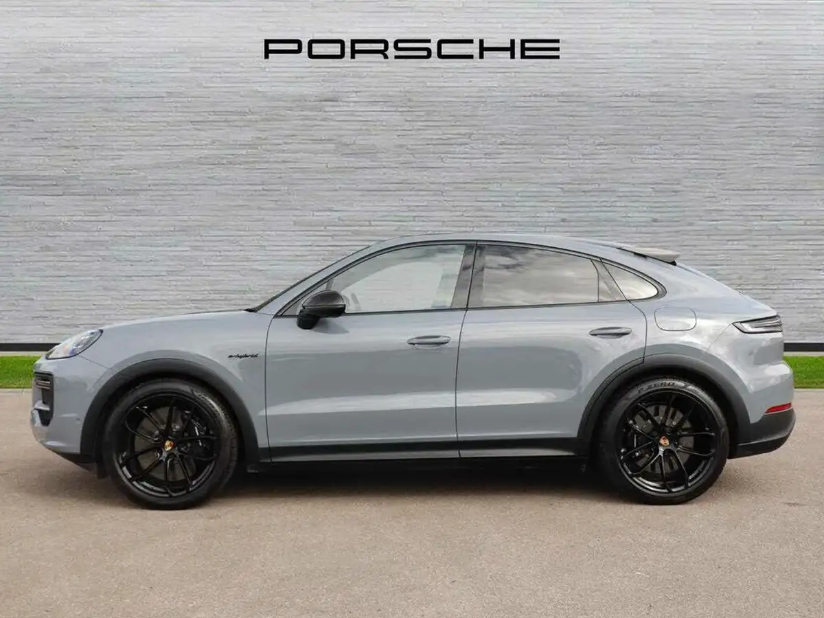 2024-porsche-cayenne-40-v8-turbo-e-hybrid-gt-package-coupe-big-5