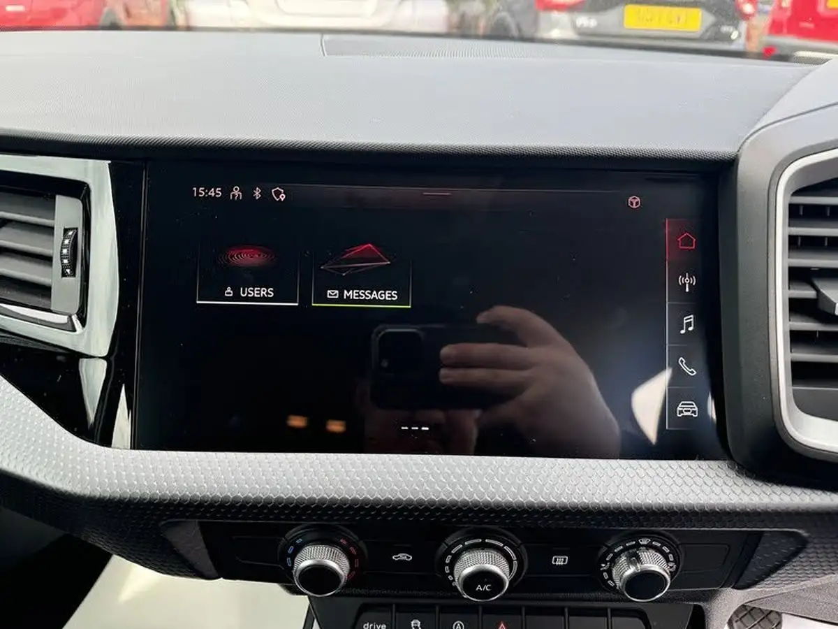 2022-audi-a1-10-30-tfsi-sport-big-29