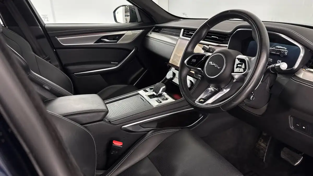 2022-jaguar-f-pace-20-p400e-r-dynamic-hse-big-9