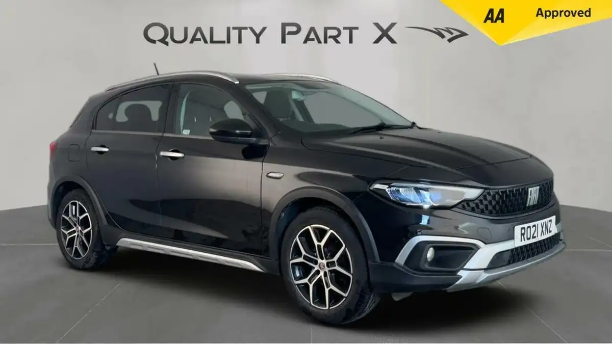 2021-fiat-tipo-10-cross-big-0