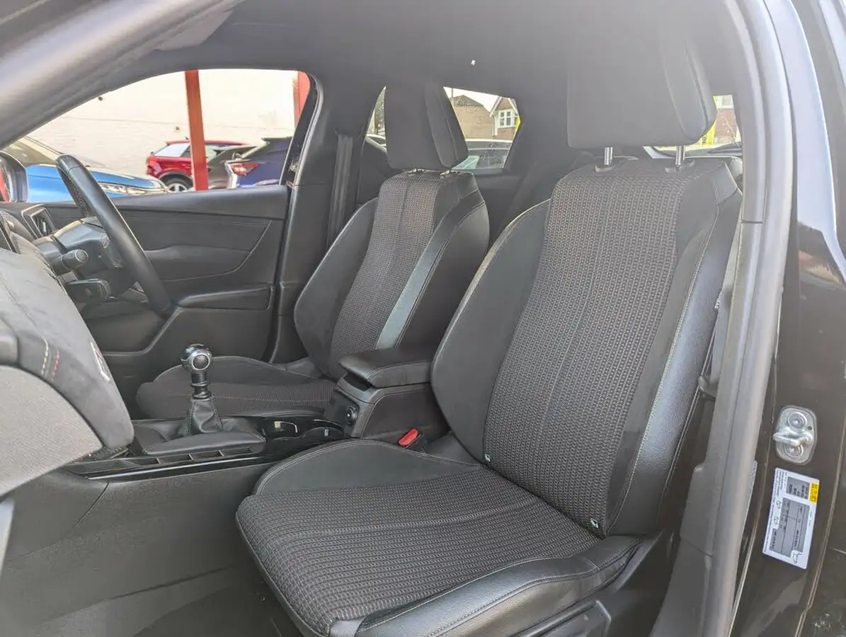 2019-ds-ds-3-crossback-12-puretech-performance-line-100ps-big-6