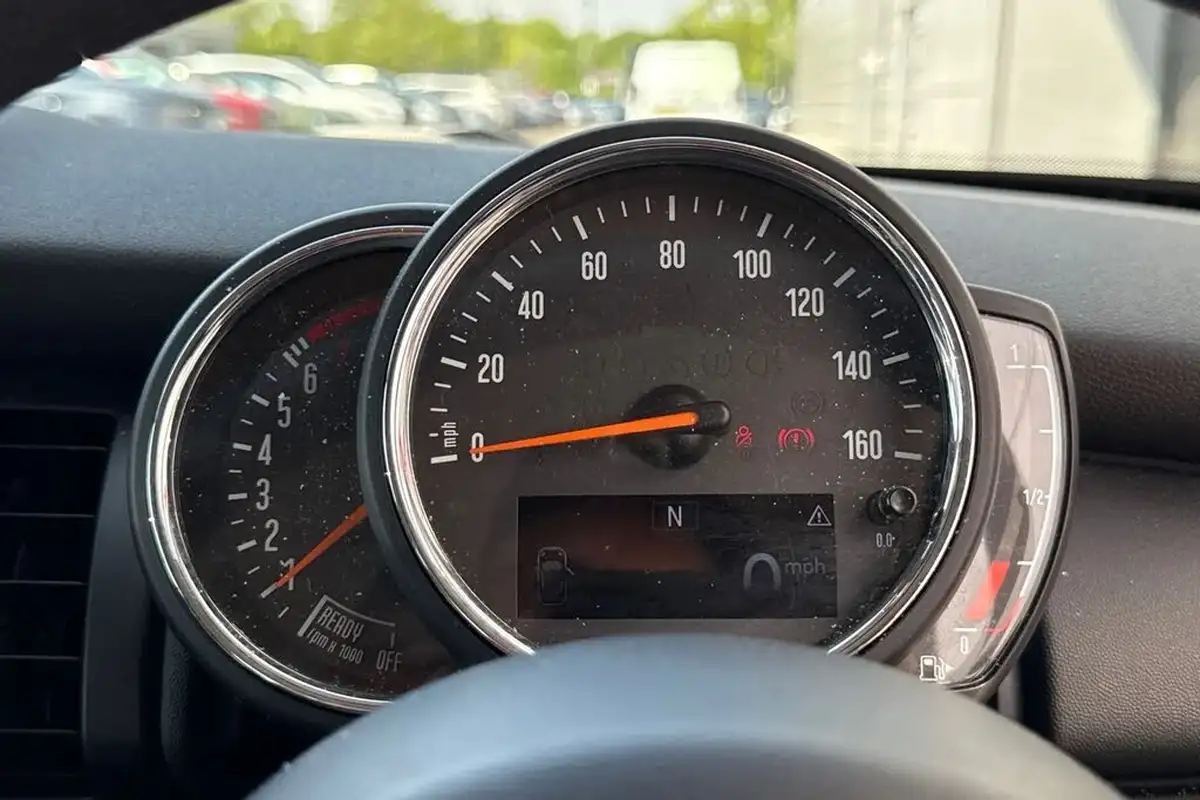 2019-mini-cooper-15-one-classic-101bhp-5d-big-54