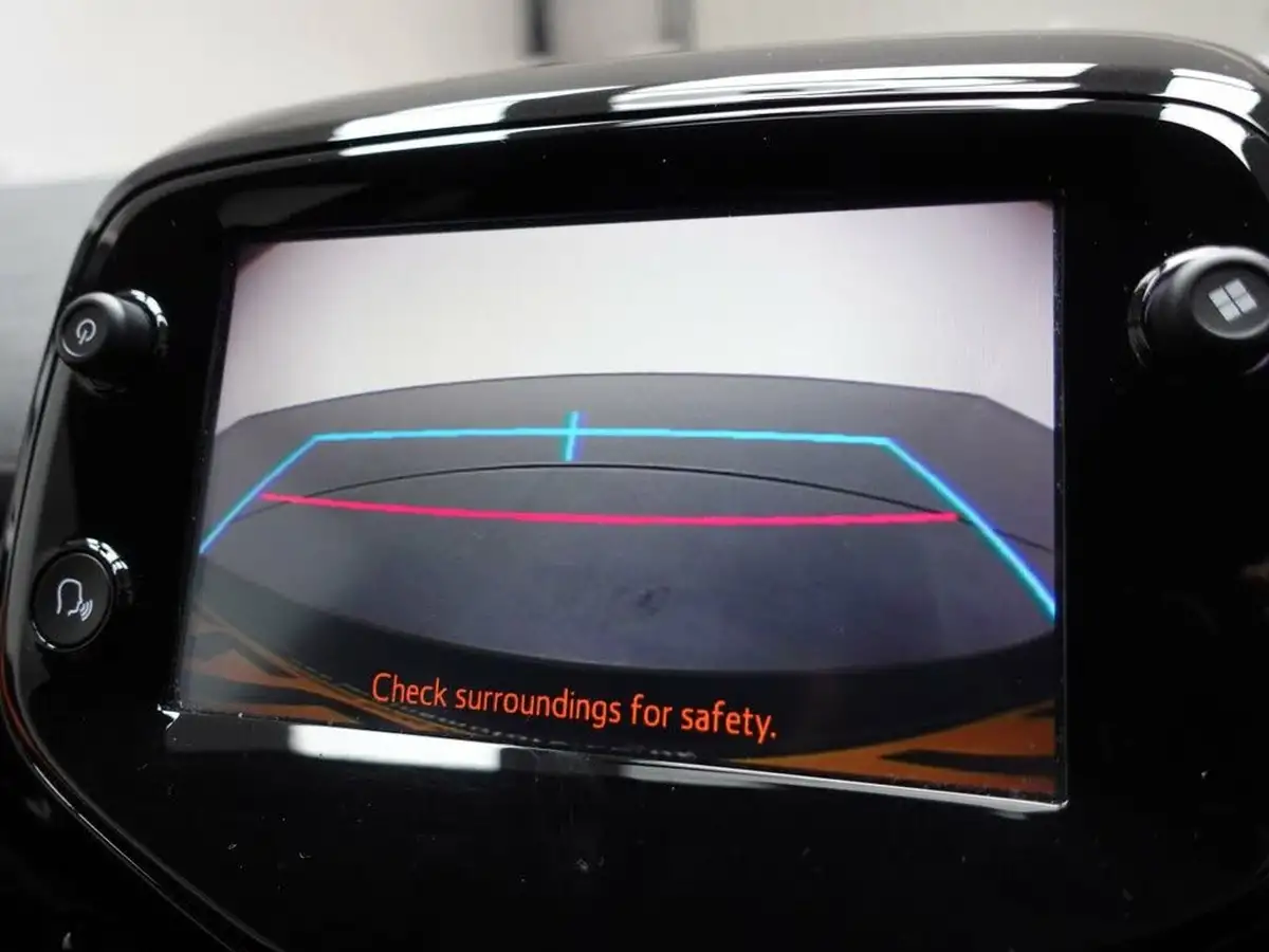 2020-toyota-aygo-10-vvt-i-x-cite-big-2