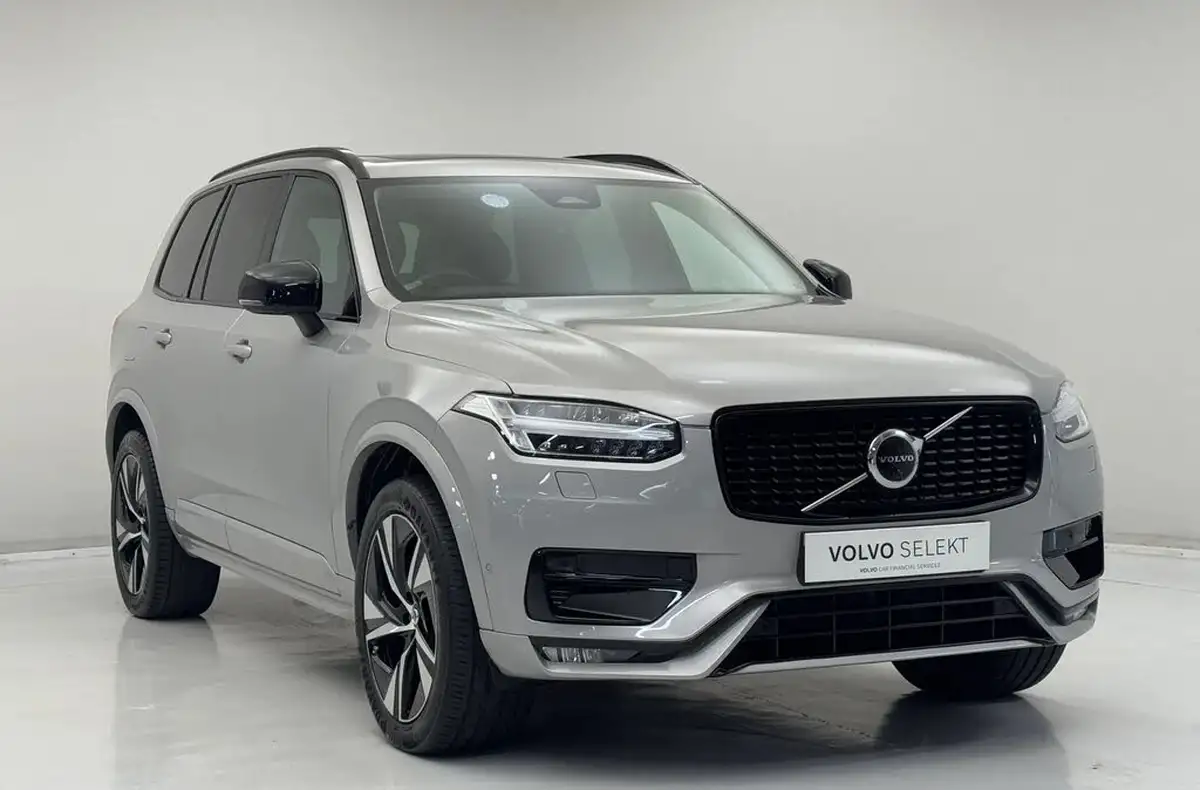 2022-volvo-xc90-20td-b5-plus-big-0