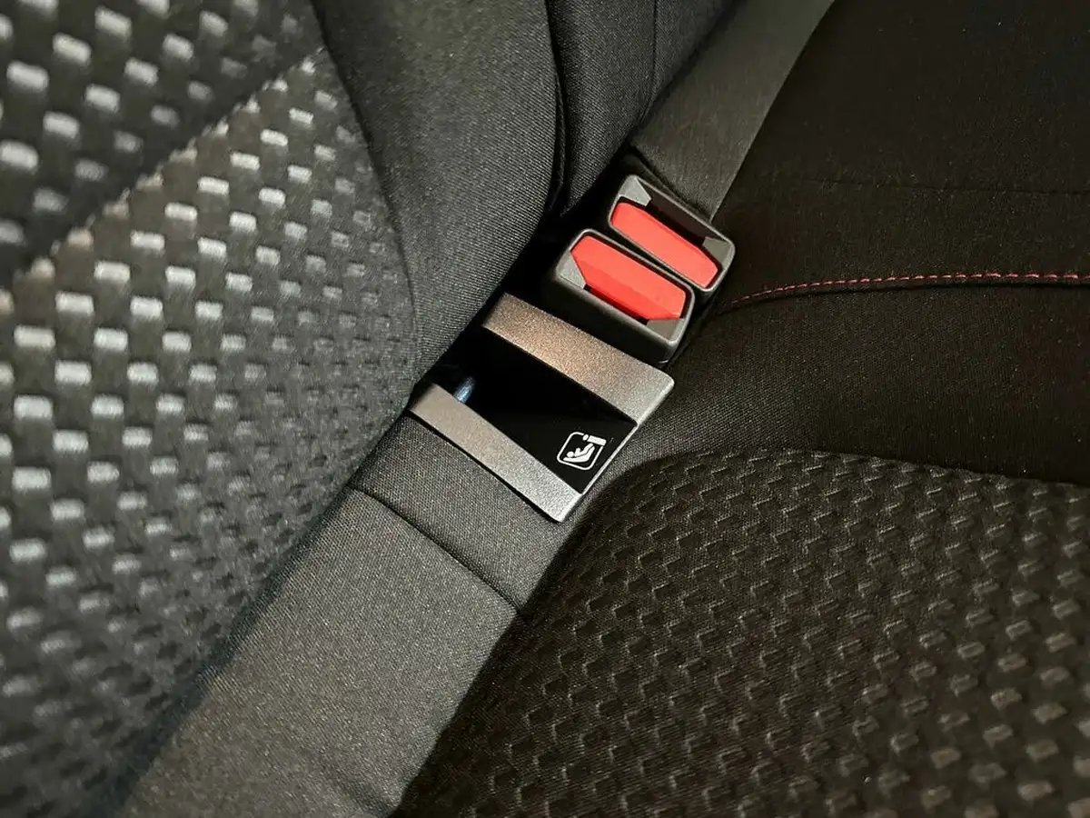 2025-ford-focus-10t-st-line-155ps-estate-powershift-big-12