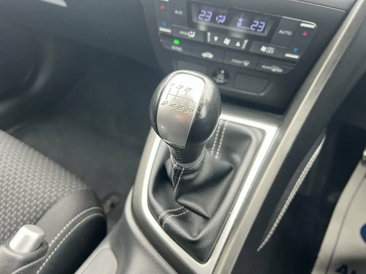 2016-honda-civic-18-sport-honda-connect-dasp-big-29